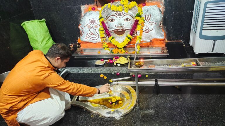 WhatsApp Image 2025-03-19 at 21.53.38